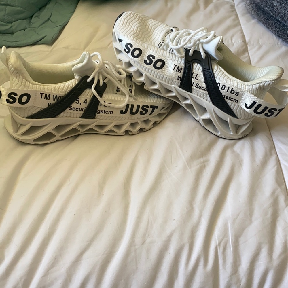 Just so so tennis shoes